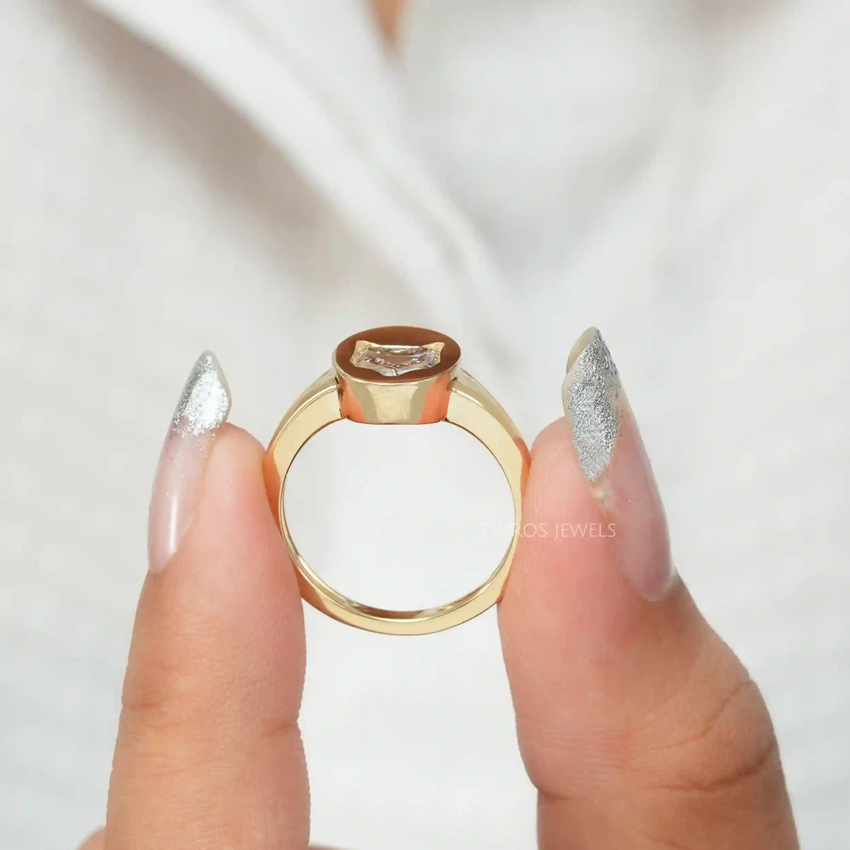 Cat Face Lab Diamond Bezel Set Solitaire Ring