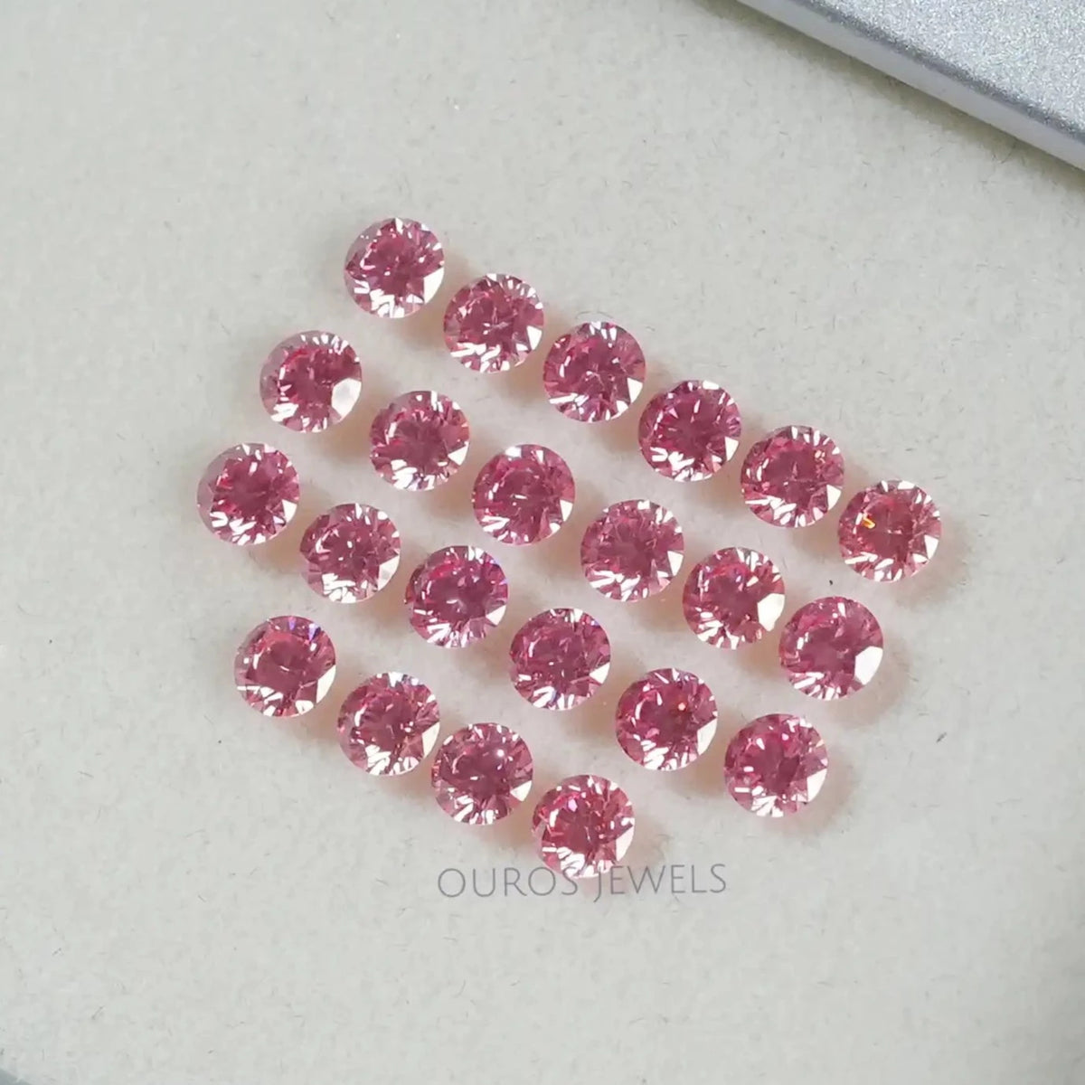 Pink Round Cut Lab Grown Diamond Loose
