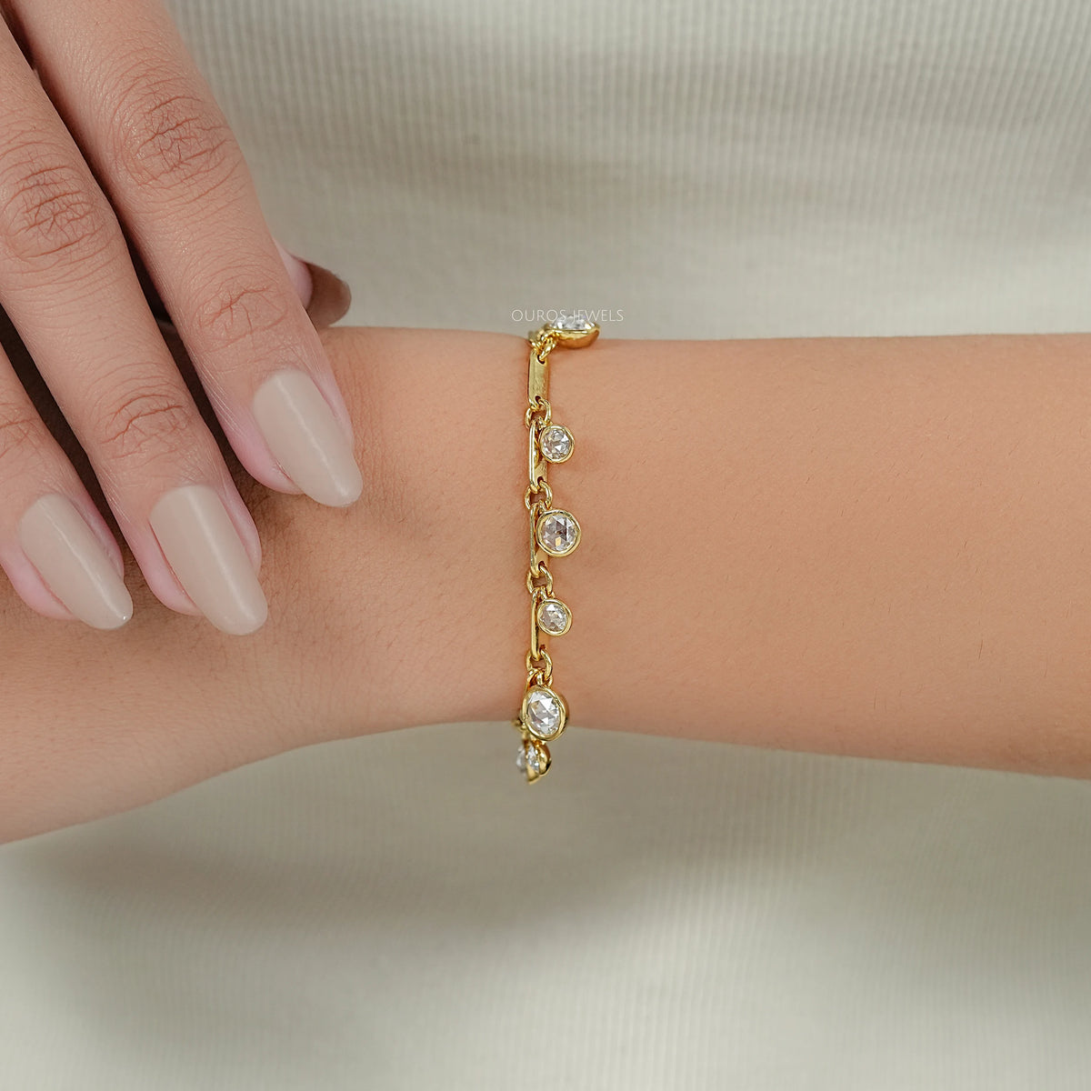 Armband mit im Rosenschliff geschliffenen Labordiamanten