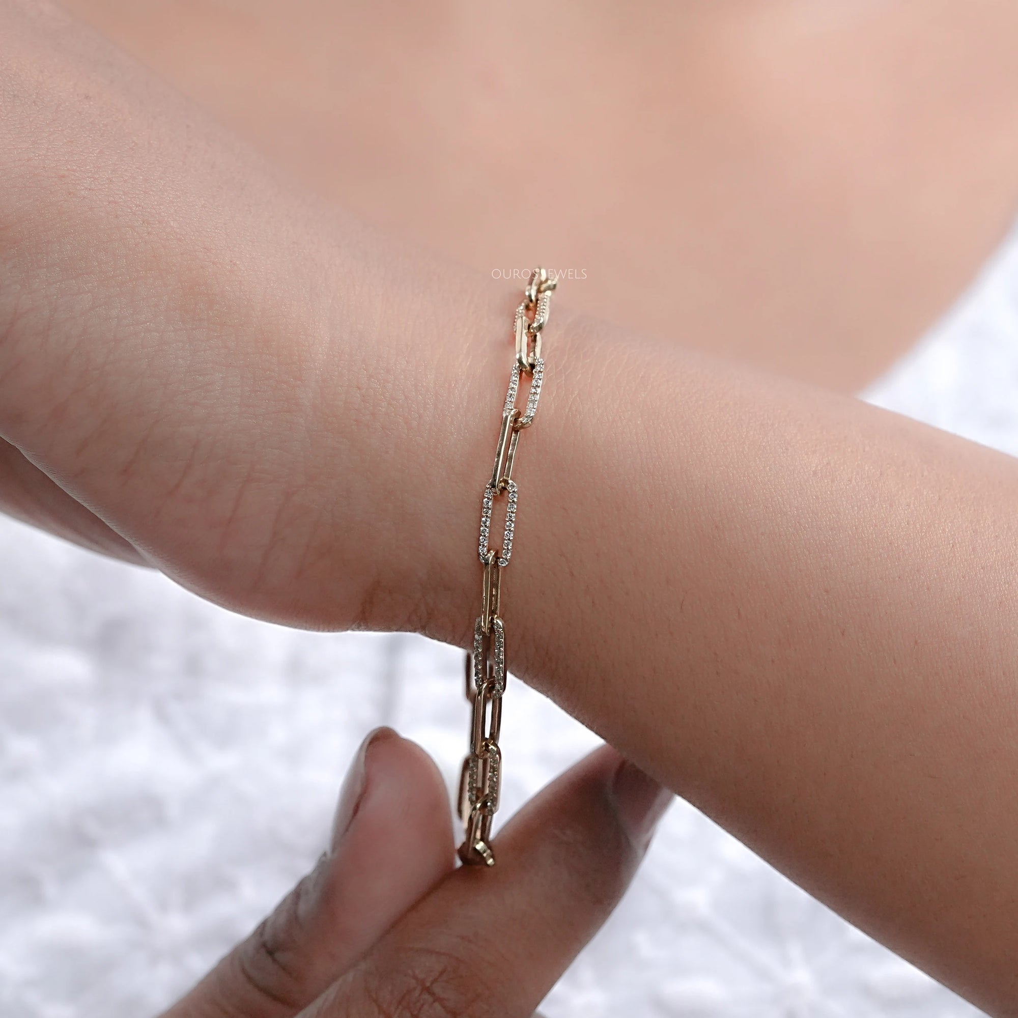 Round Lab Diamond Paper Clip Link Bracelet