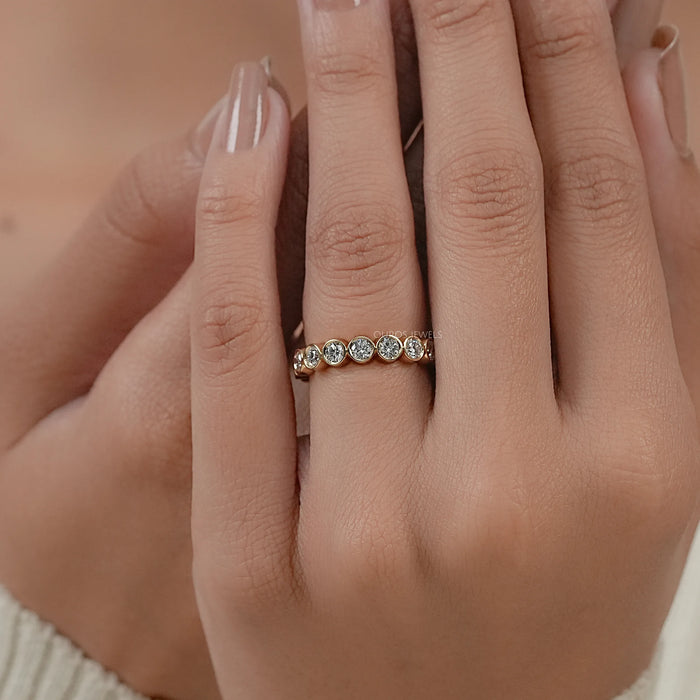 Round Lab Diamond Bezel Set Eternity Band