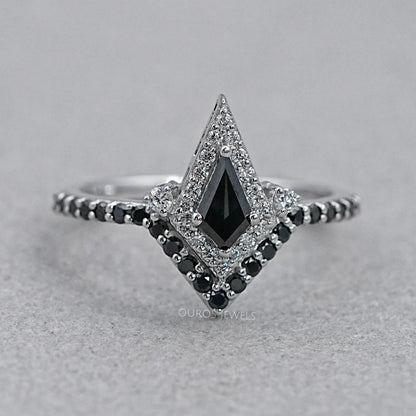 Black kite Cut Halo Curved Wedding Ring Rings