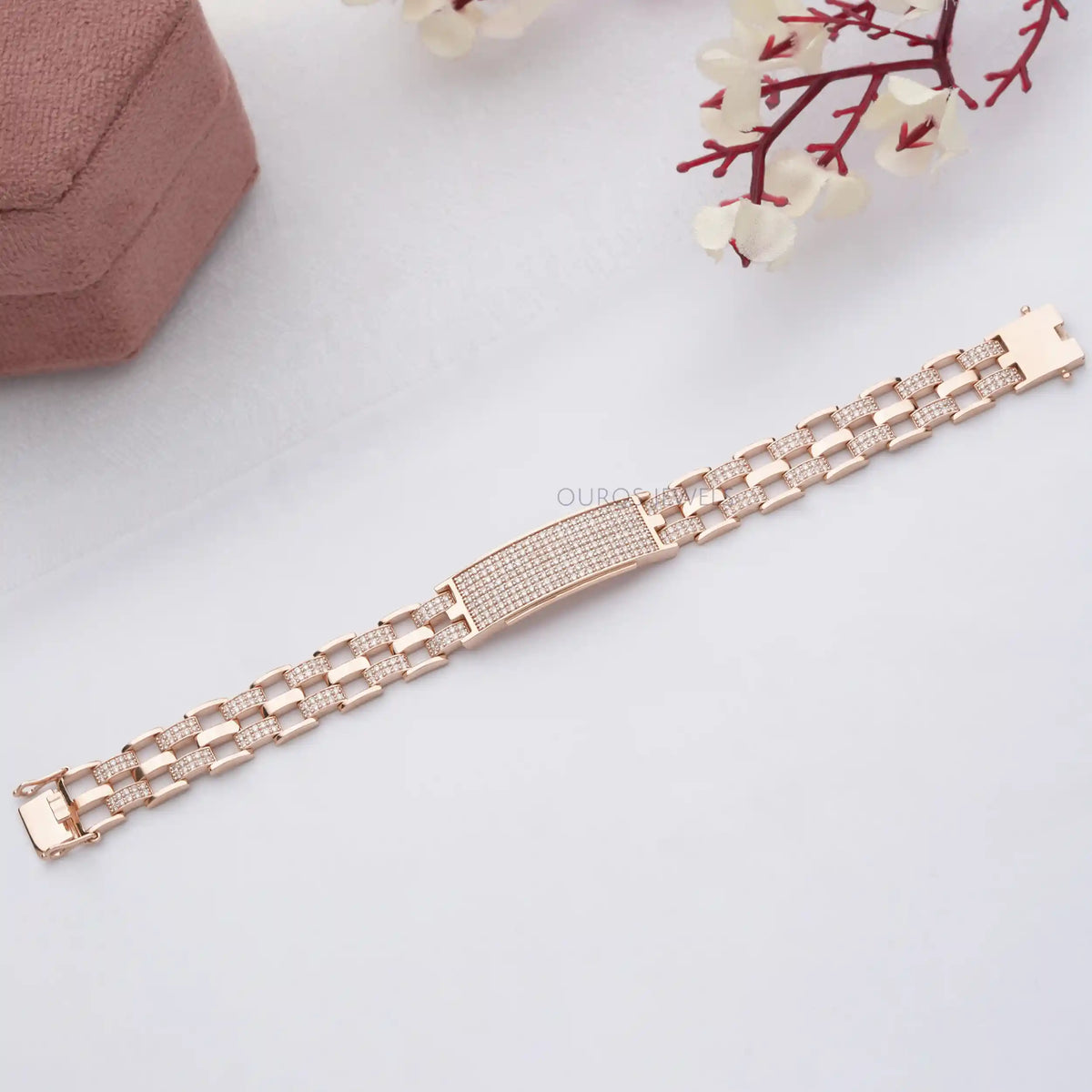 Charming Design Bracelet For Men's