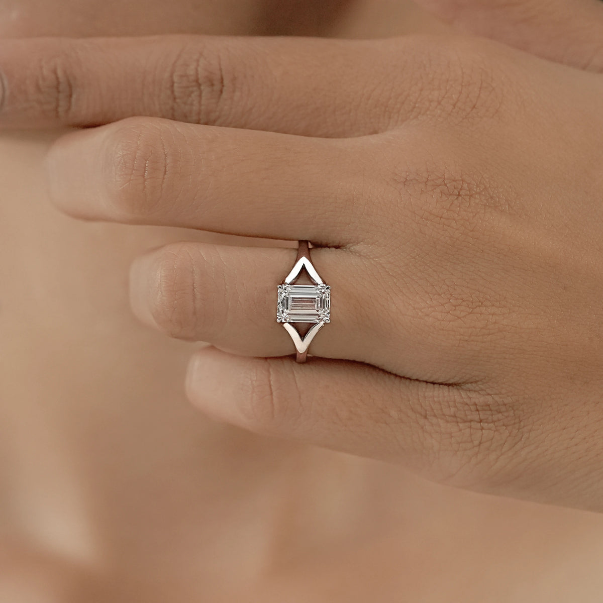 Emerald Diamond Split Shank Solitaire Ring Ring