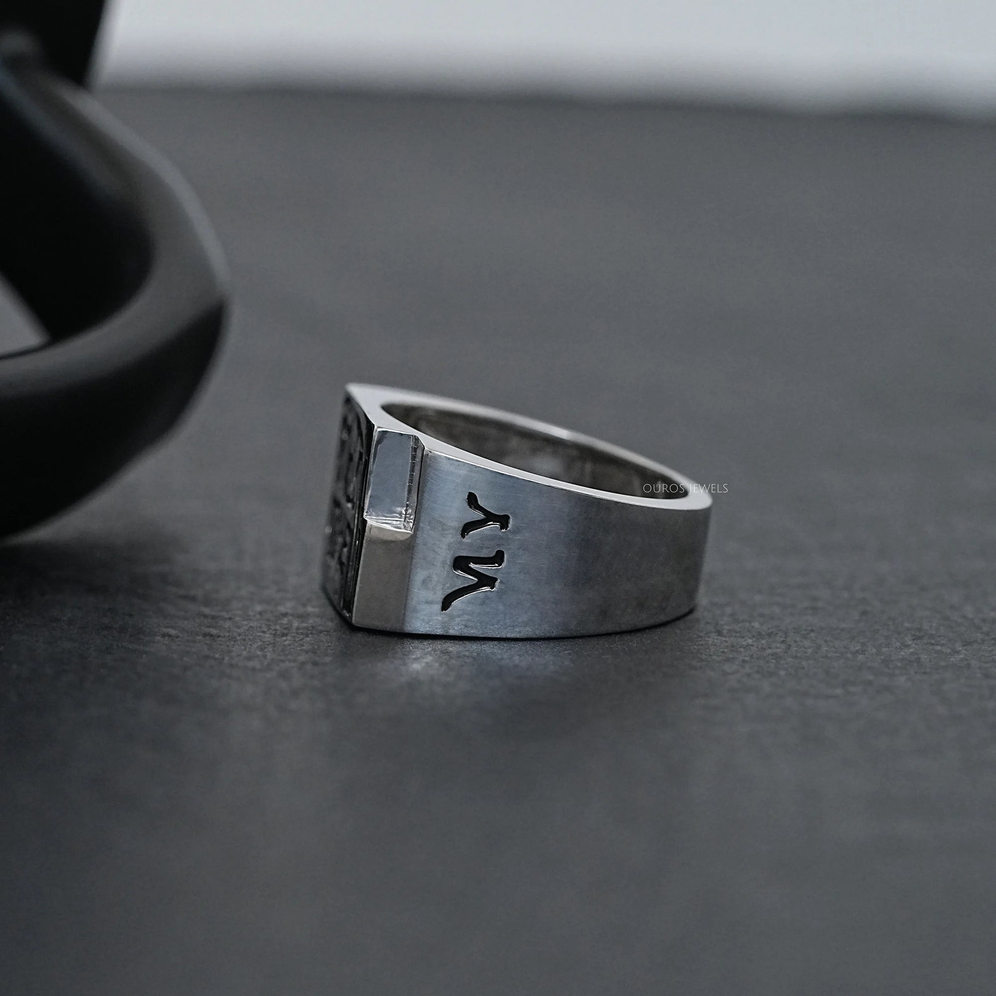 Men's Engraved Wedding Band Rings