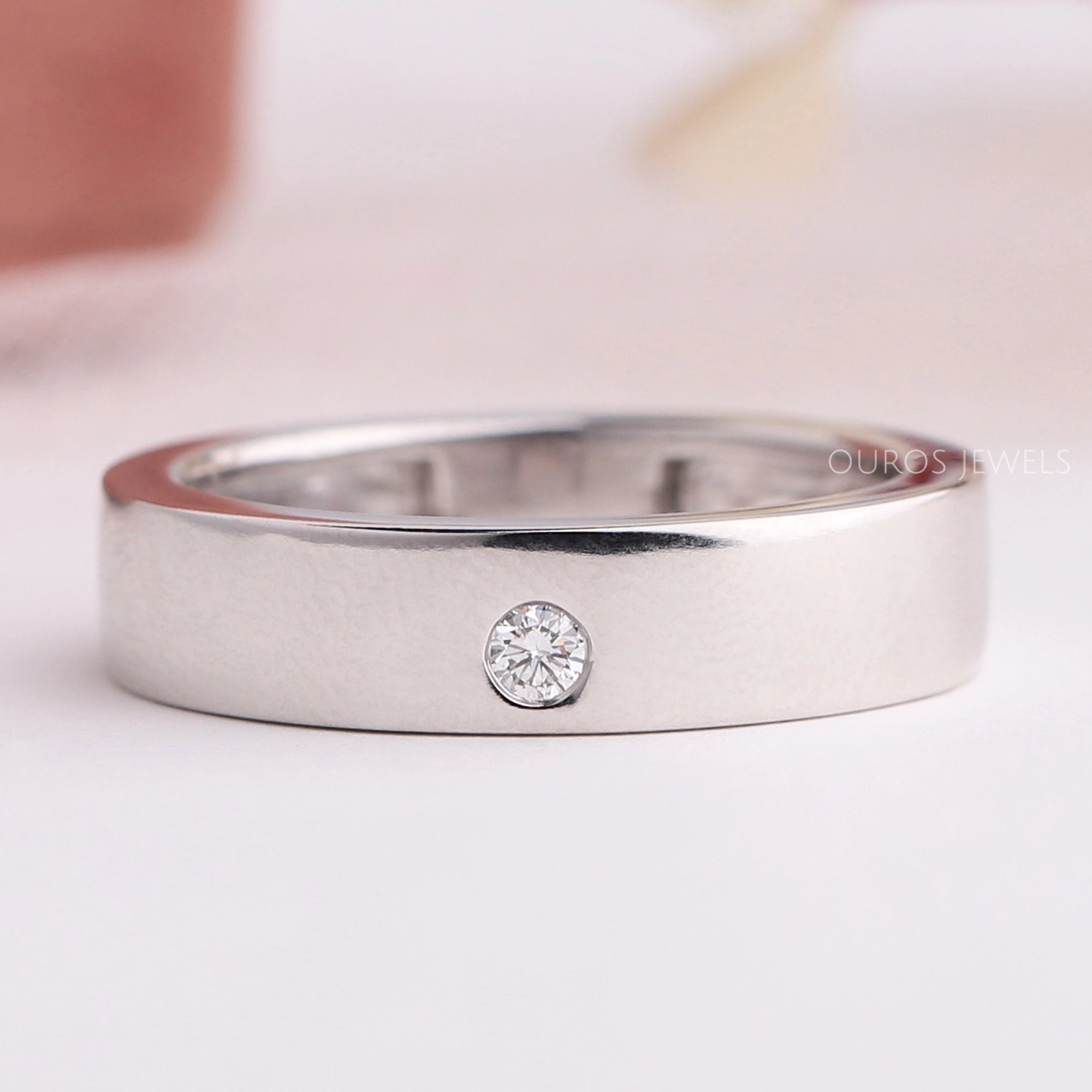 Solitaire Diamond Flush Set Men's Band
