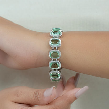 Rubin-Armband mit ovalen Edelsteinen