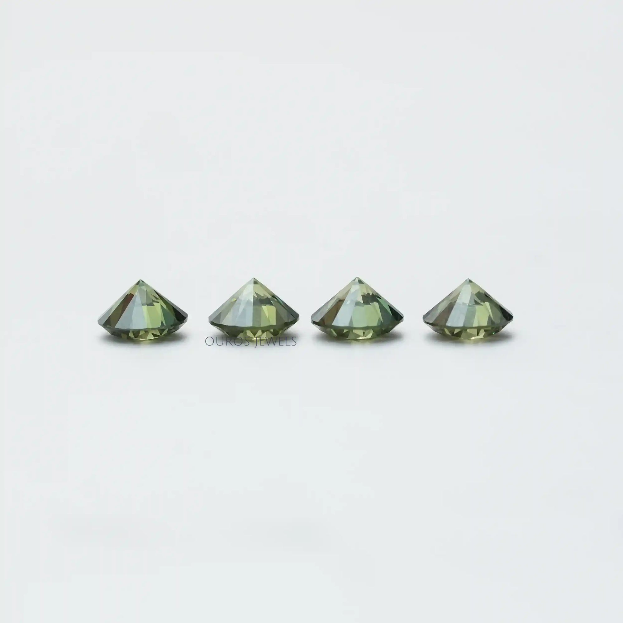 Green Round Cut Lab Grown Diamond Loose