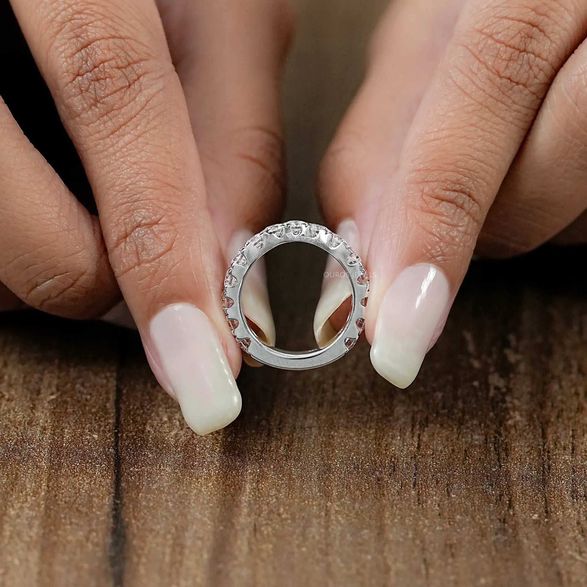 Lab Grown Diamond Curved Wedding Band Ring