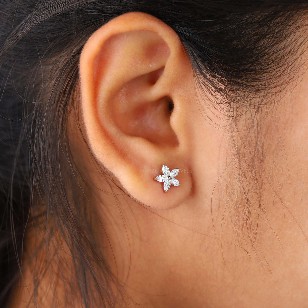 Floral Shape Marquise Diamond Earring Earring