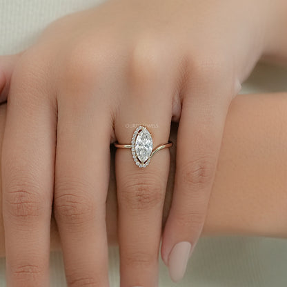 Verlobungsring mit Diamanten im Rosenschliff (rund und birnenförmig)