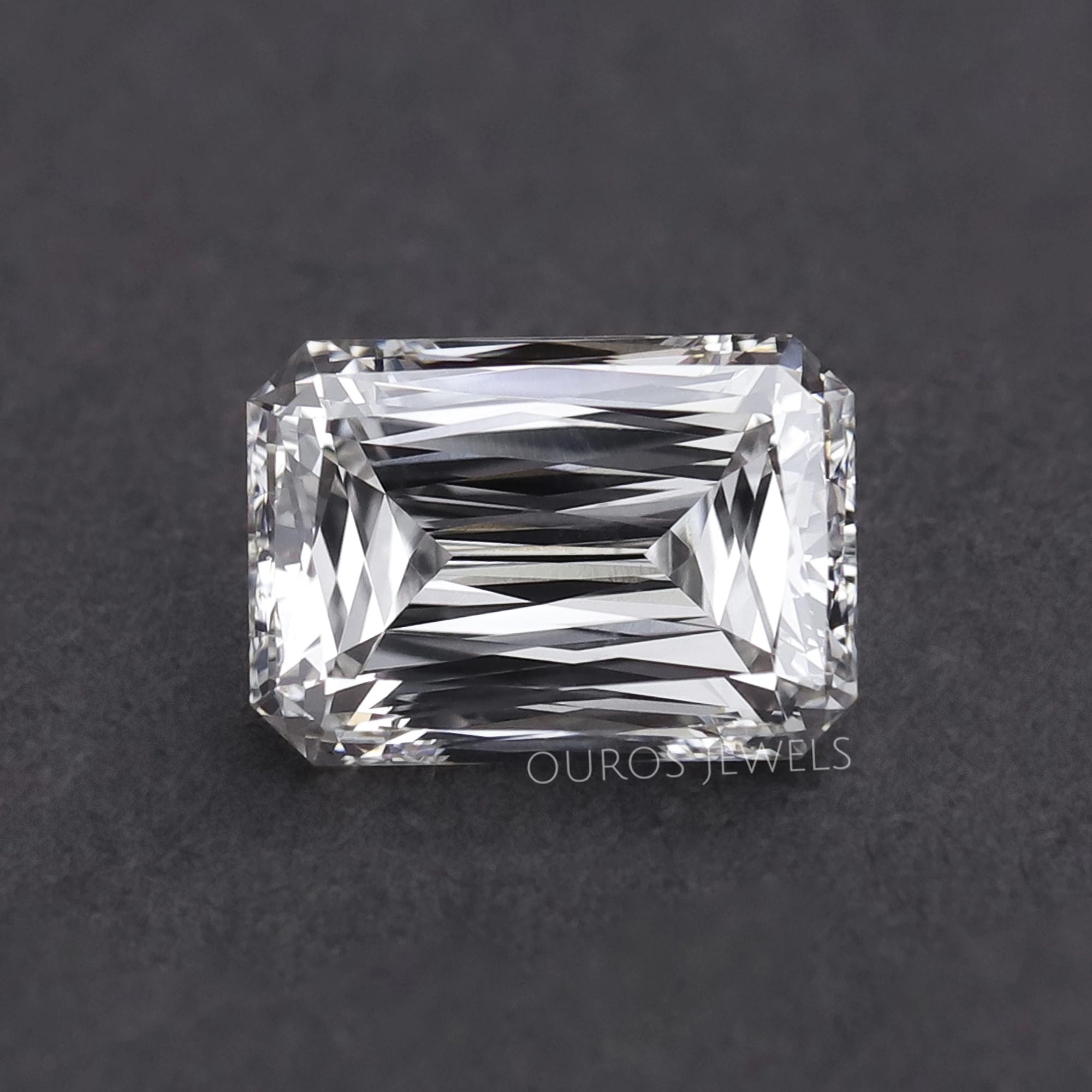 Criss Cut Antique Lab-Grown Diamond