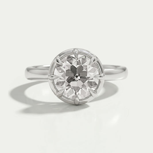 Solitärring mit Altschliff-Diamant und Knopf-Rückseite