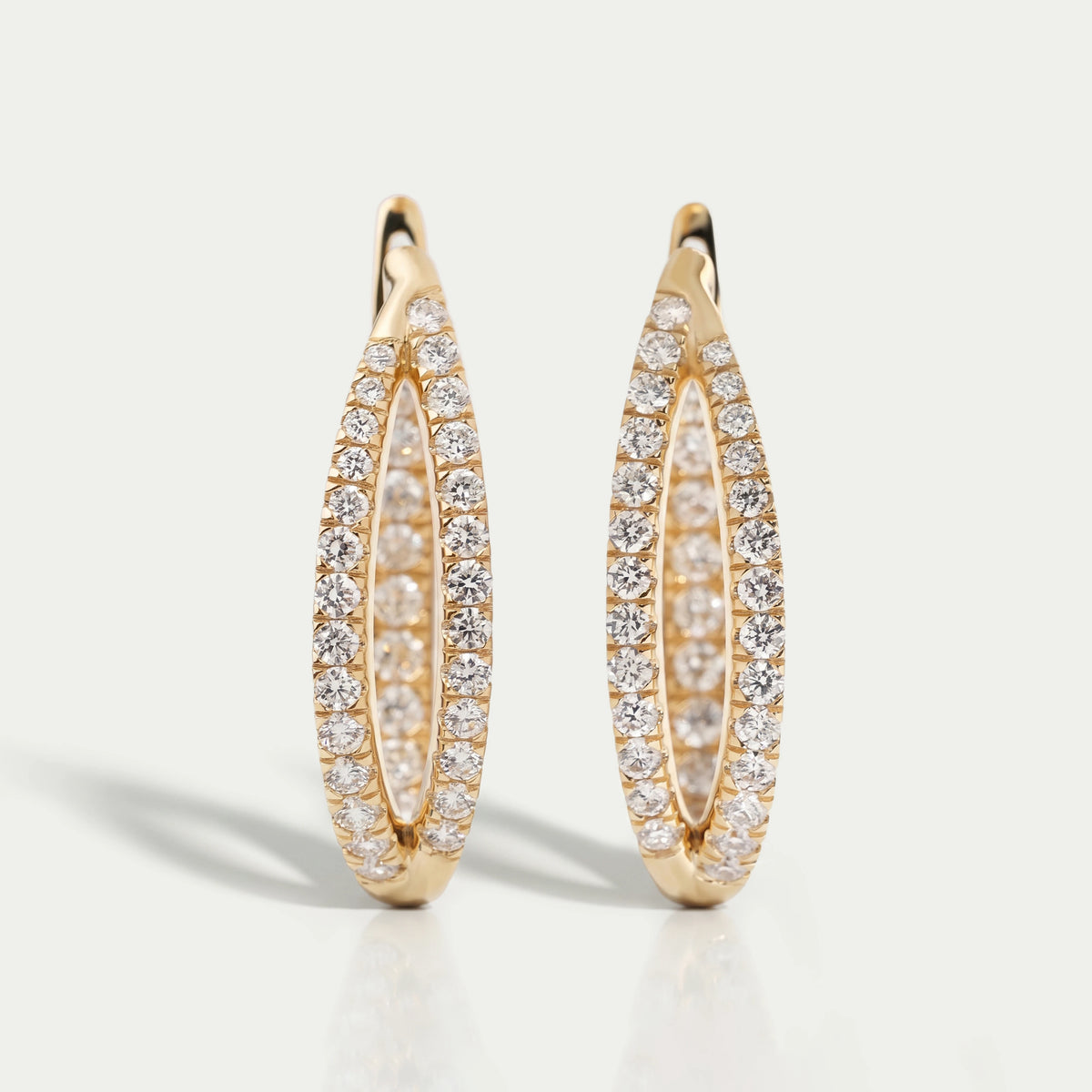 Rundschliff Pave Satz Duo Diamant Reifen Ohrringe