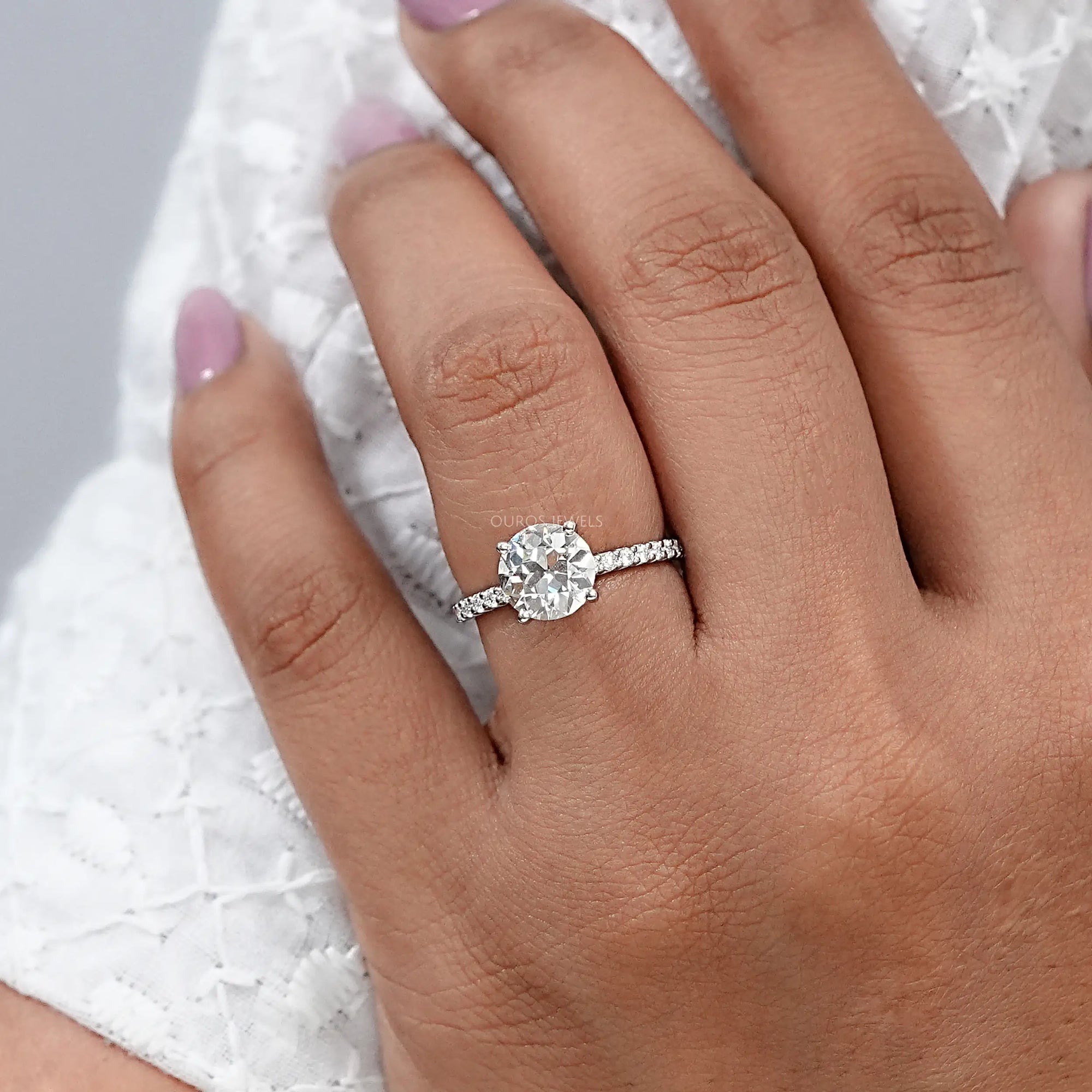Old European Round Cut Solitaire Accent Engagement Ring Ring