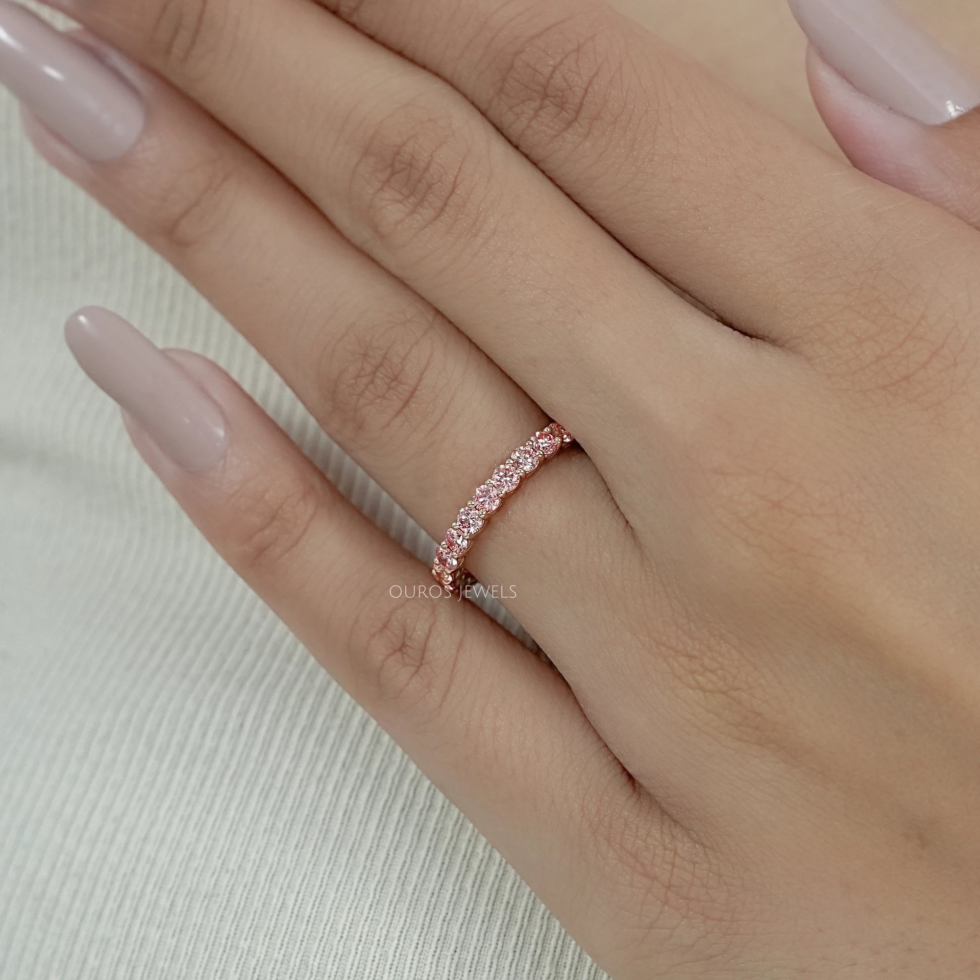 Rosa Rundschliff Diamant Halb Ehering