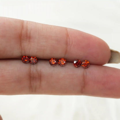 Red Round Cut Lab Grown Diamond Loose