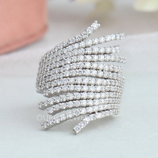 Round Cut Row Bypass Engagement Ring