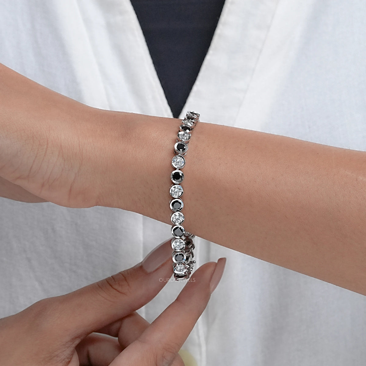 Alternative Bezel Set Round Cut Black Diamond Bracelet Rings