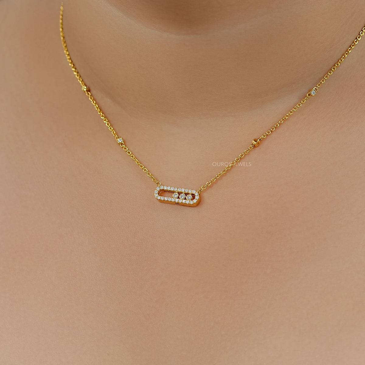 Movable Lab Diamond Paperclip Pendant Necklaces