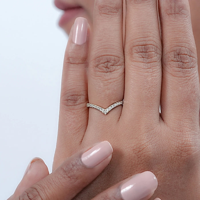 Round Lab Diamond Curved Wedding Band Rings