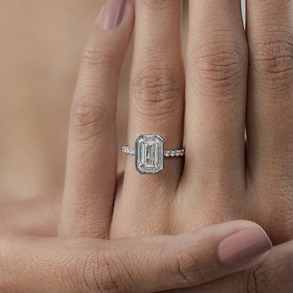 Bezel Set Emerald Lab Diamond Solitaire Accent Ring Ring