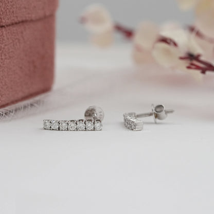 Round Lab Diamond Linear Drop Earring Earring