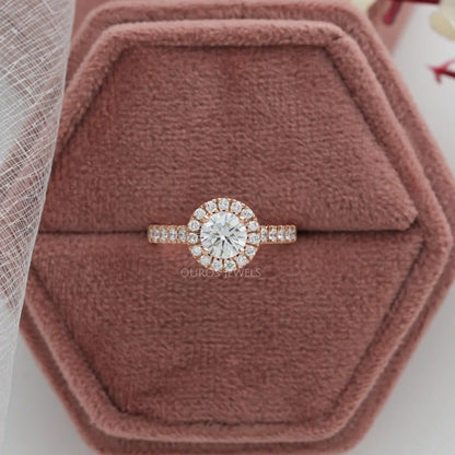 Round Cut Halo Diamond Engagement Ring Ring