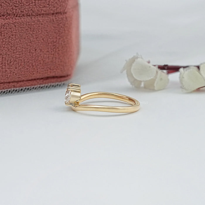 Oval Cut Solitaire Curved Engagement Ring