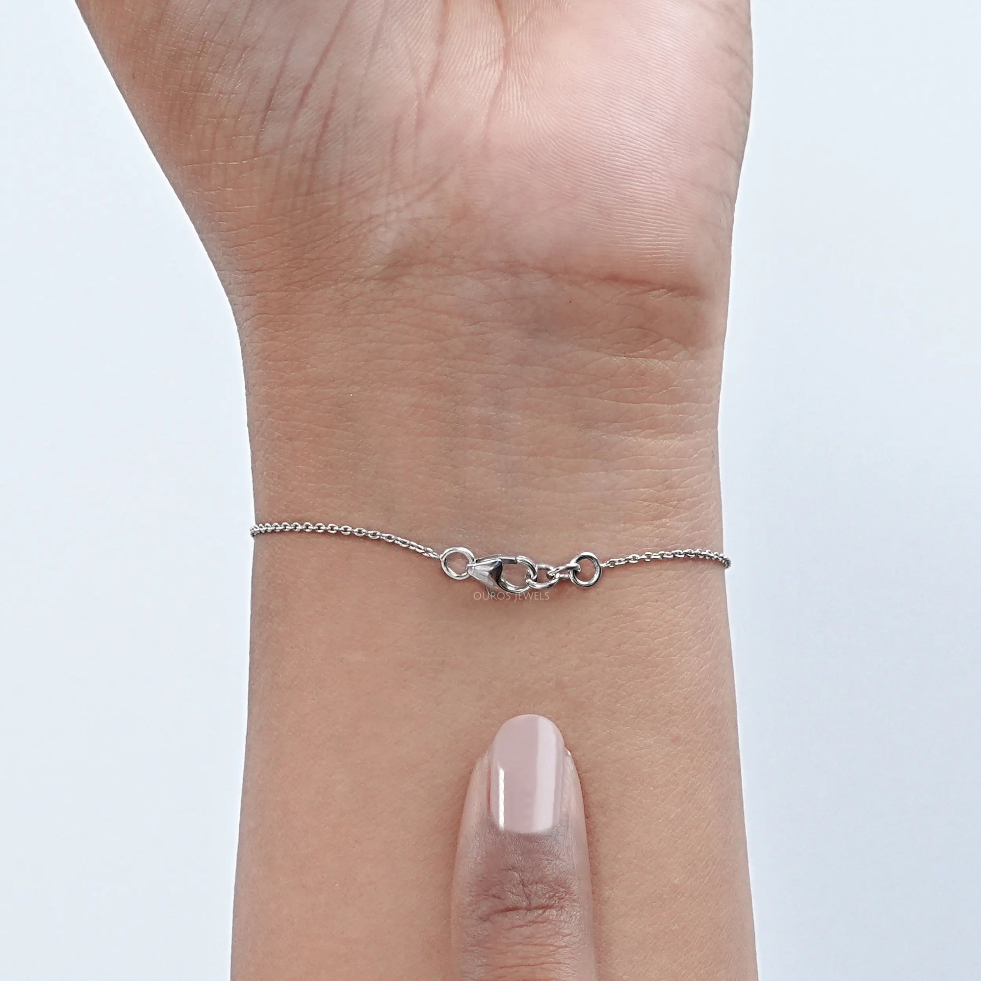 Multi-Labor-Diamantarmband mit Lünettenfassung und Solitär-Kette