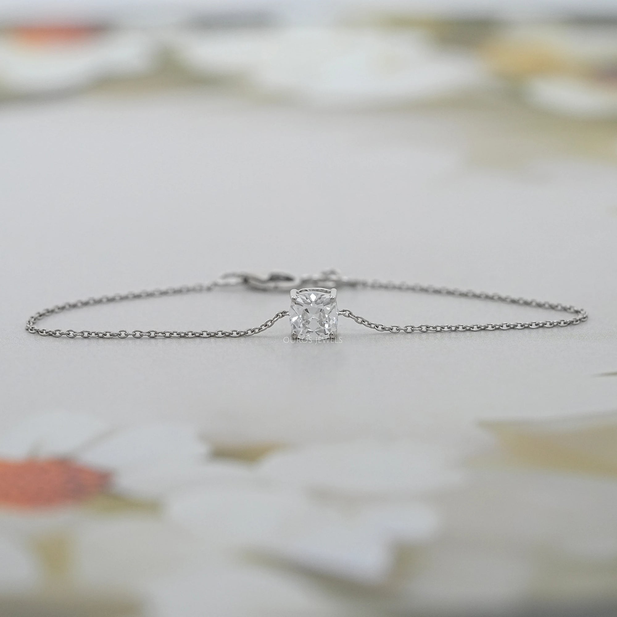 Multi-Labor-Diamantarmband mit Lünettenfassung und Solitär-Kette
