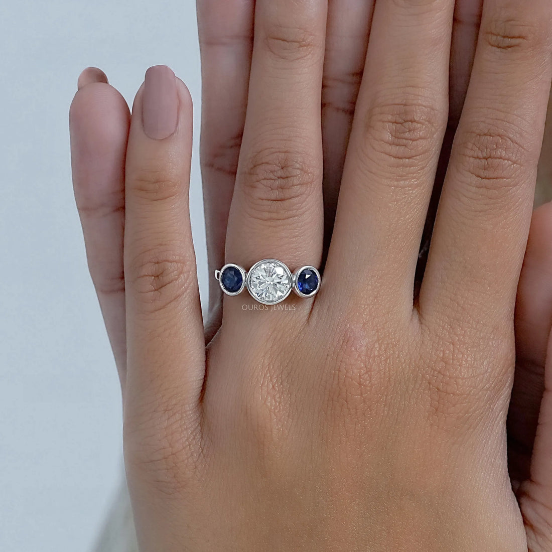 Three Stone Sapphire Gemstone Bezel Set Ring Ring