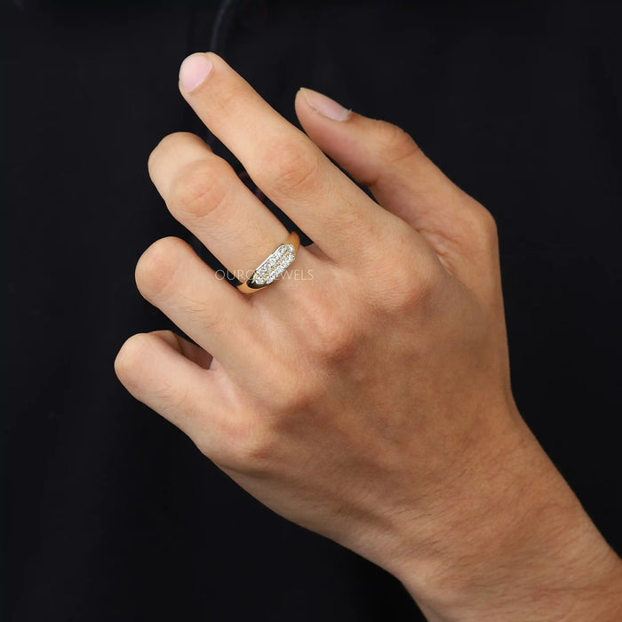 Round Cut Diamond Men's Wedding Bands