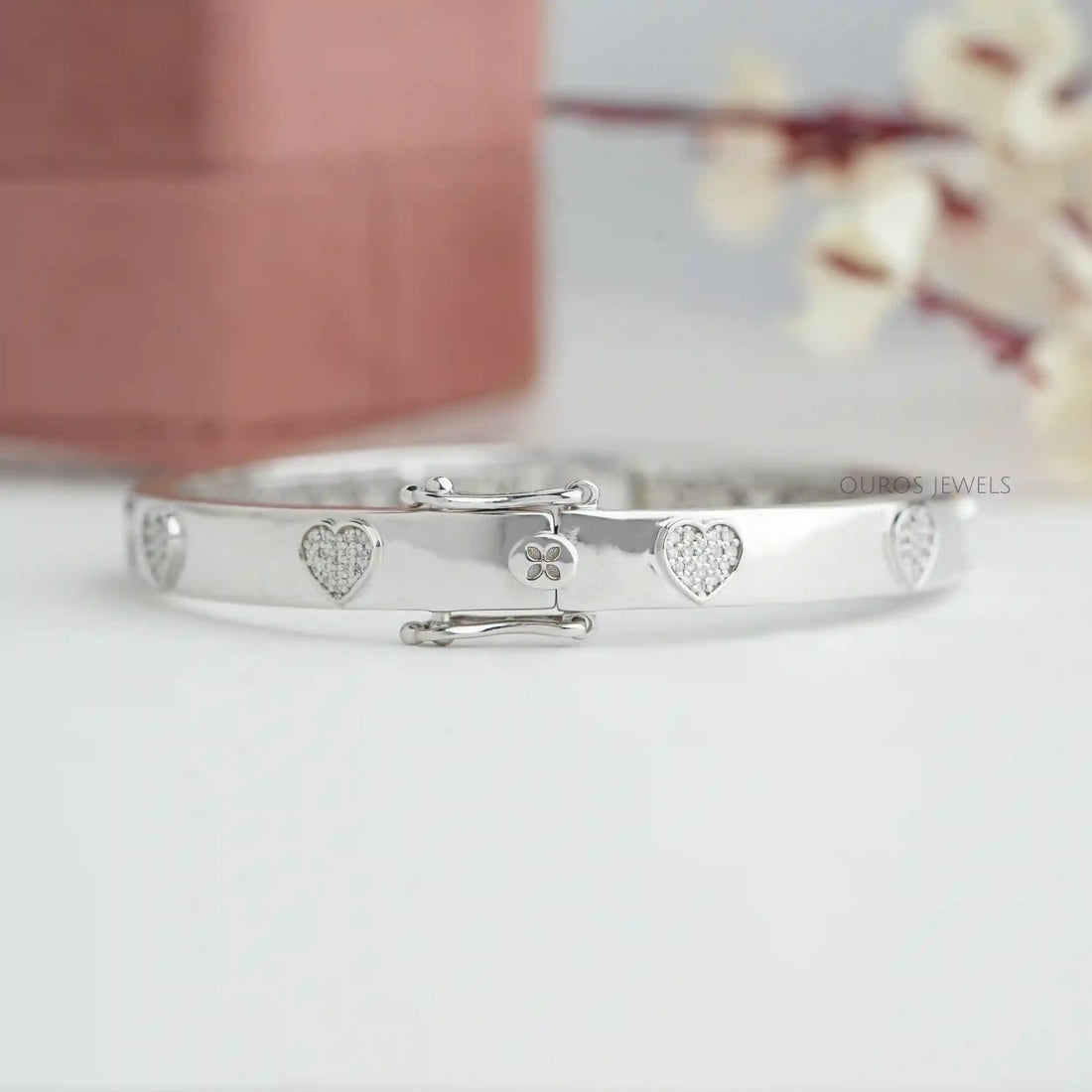 Heart Shape Round Cut Lab Grown Diamond Bangle