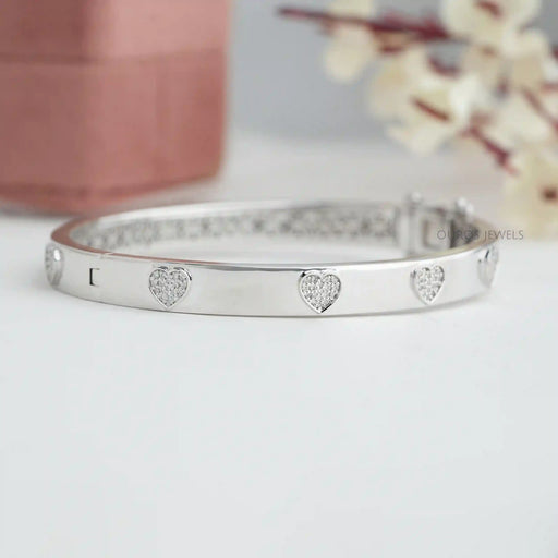 Heart Shape Round Cut Lab Grown Diamond Bangle