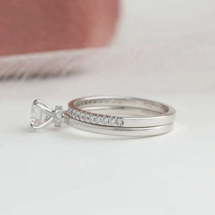 Round Cut Lab Grown Diamond Bridal Ring Set