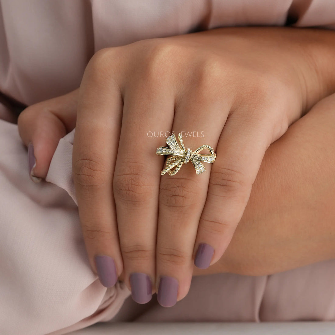 Round Diamond Cluster Ribbon Knot Bow Party Wear Ring