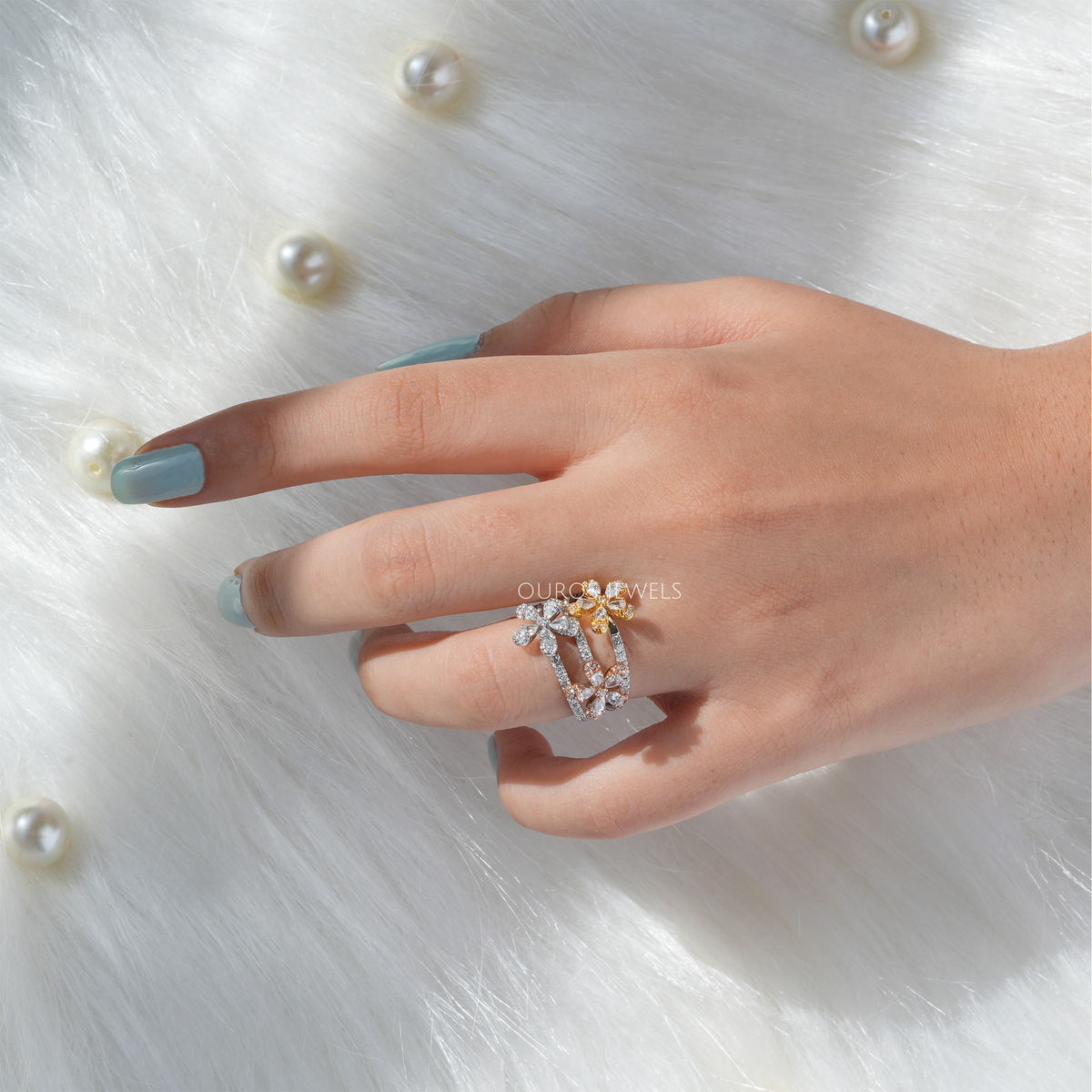 Three Flower Diamond Bridal Ring Gold