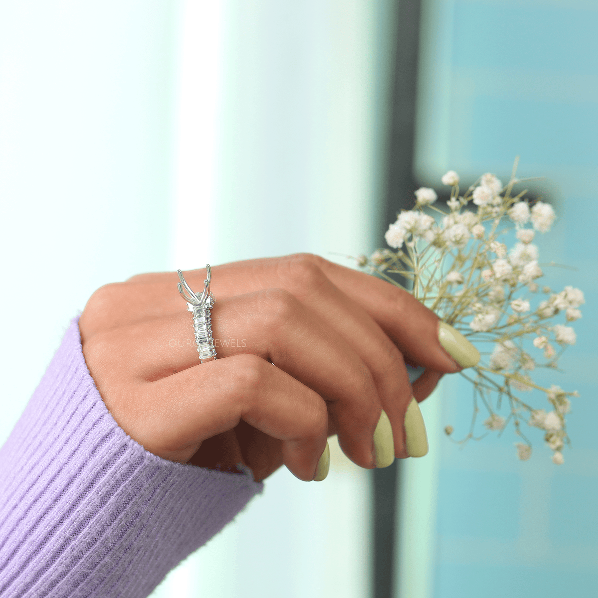 Semi Mount Baguette Cut Accent Diamond Engagement Ring Ring